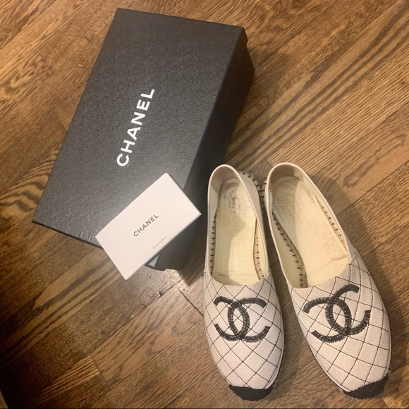 Gorgeous 🖤Chanel espadrilles 40 - Picture 9 of 12